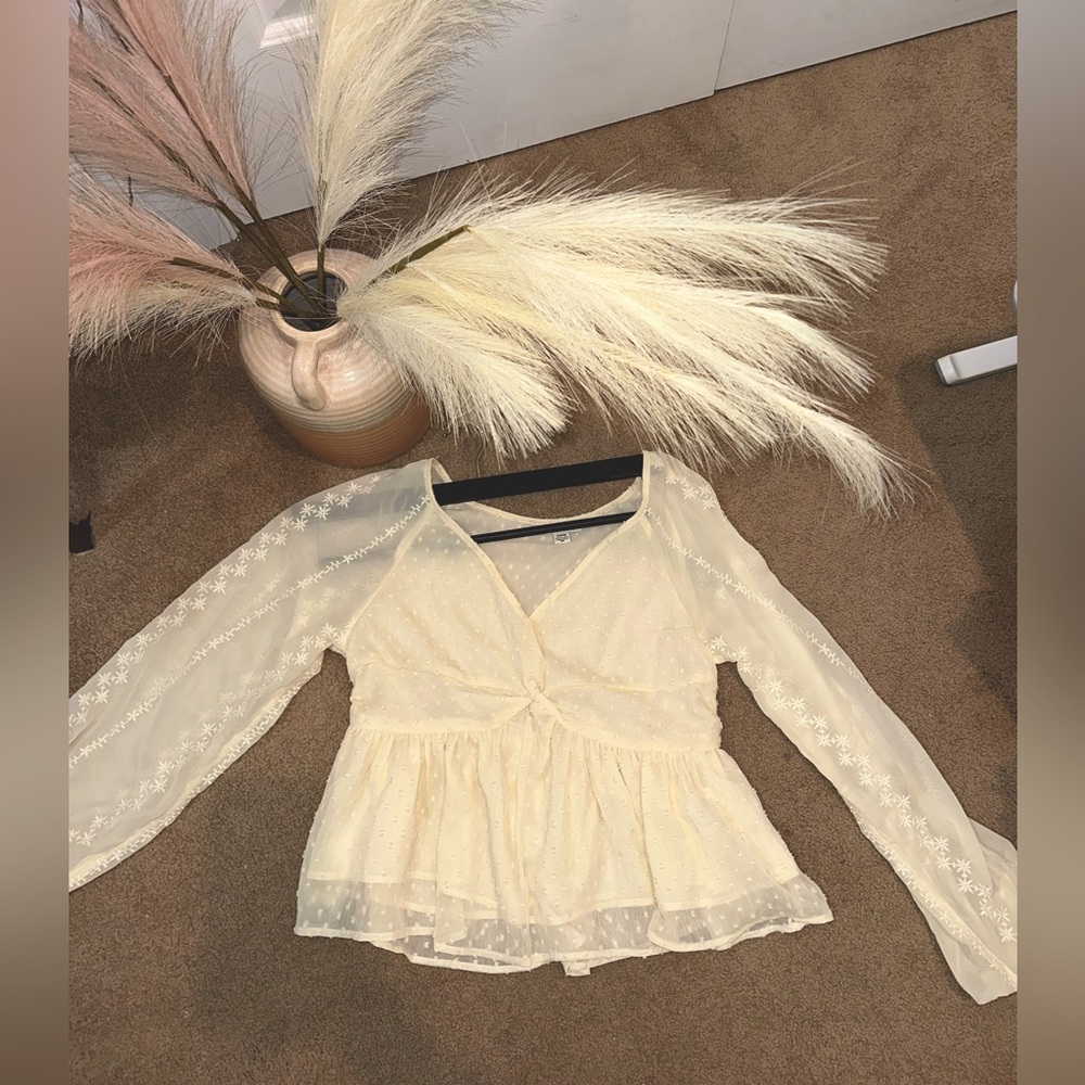 American Eagle blouse (size-S)